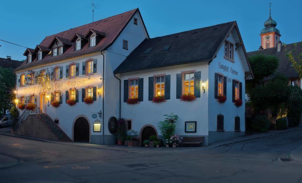 Flair Hotel Schwanen Bad Bellingen Exterior foto